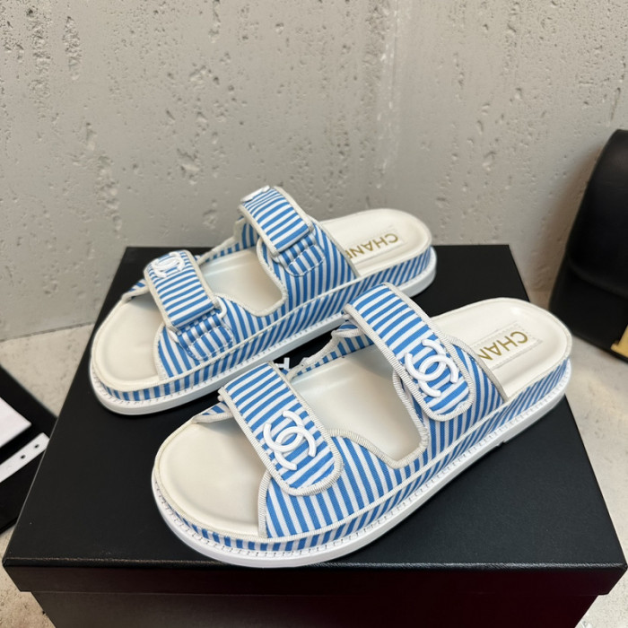 CN Slide Sandal
