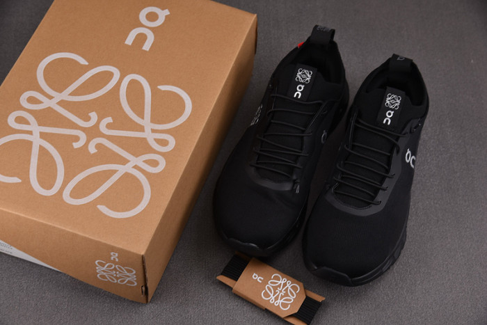L0ew* sneaker