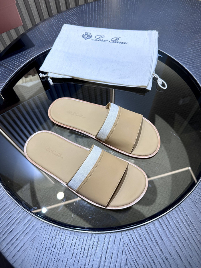 L0r0 P1ana sandal