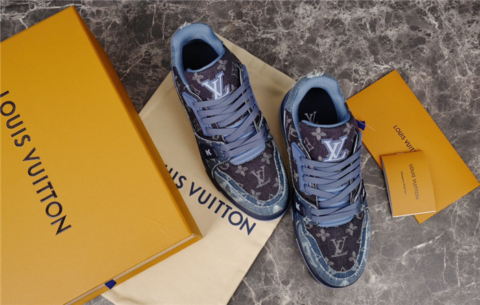 LUSV SNEAKERS