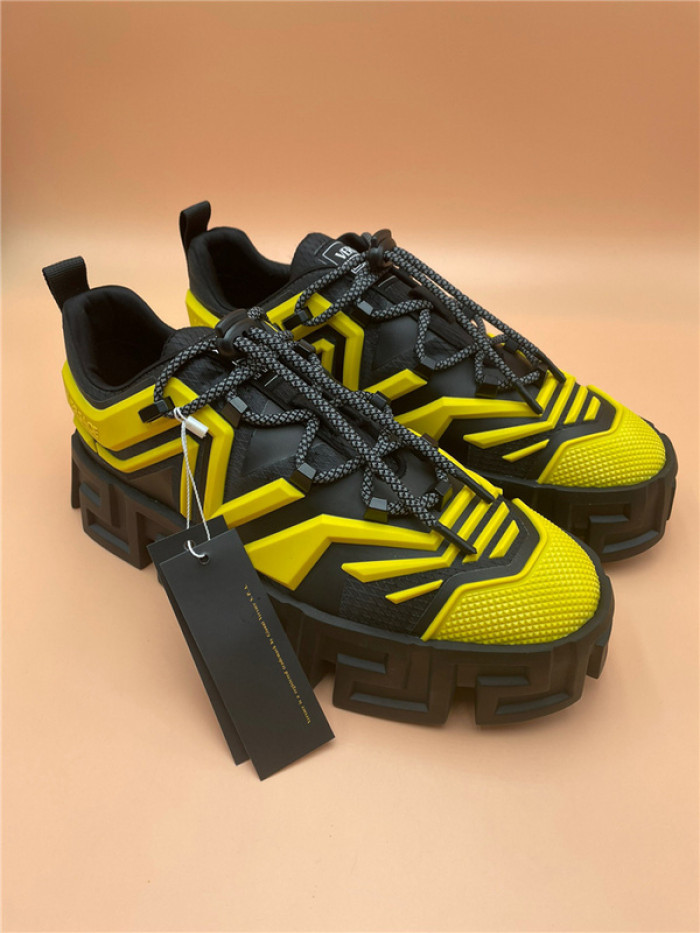 VRCE Sneaker