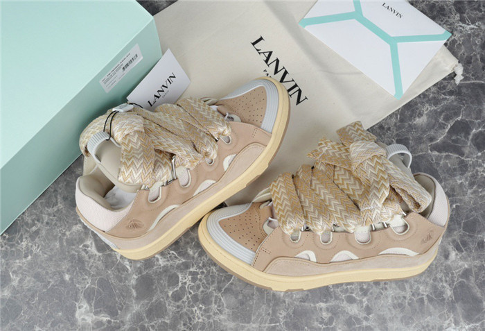 Lanu1n curb sneaker