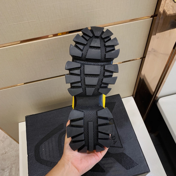 PRDA Sneaker