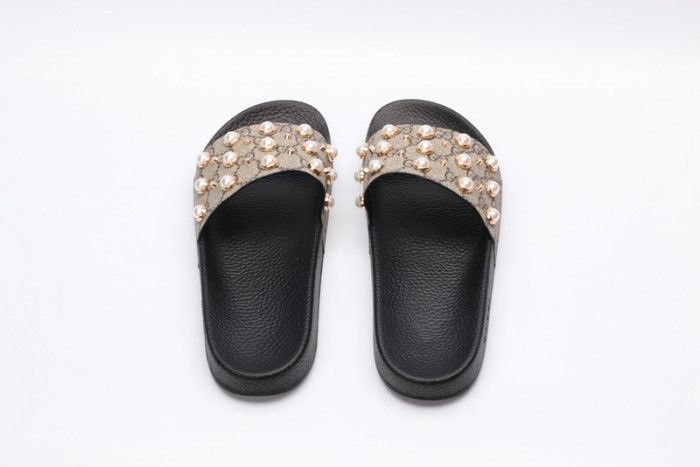 GCI GG Slide Sandal