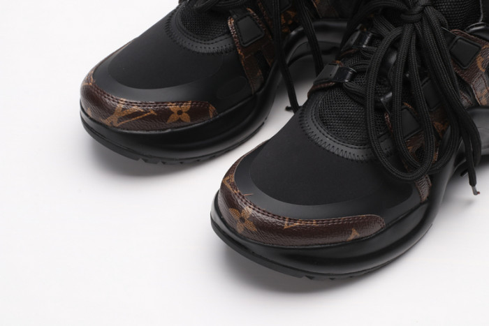 LUSV SNEAKERS