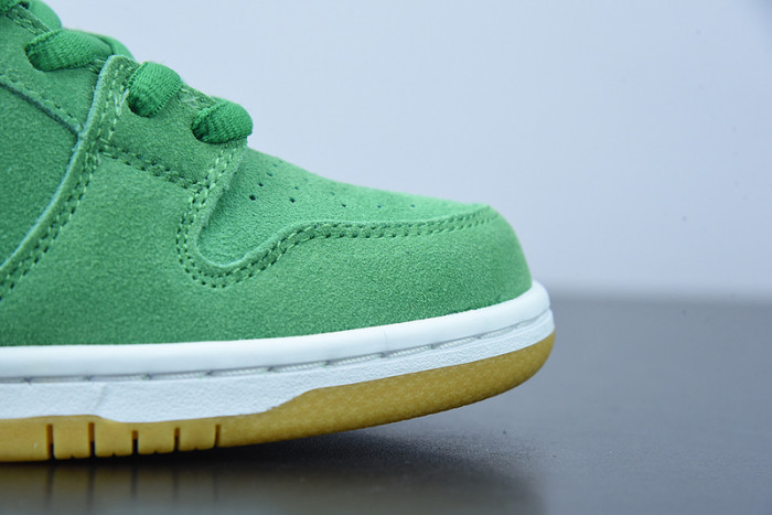 nike sb dunk low st. patR1ck
