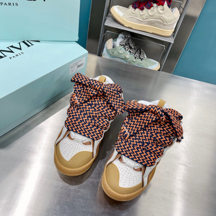 Lanu1n curb sneaker
