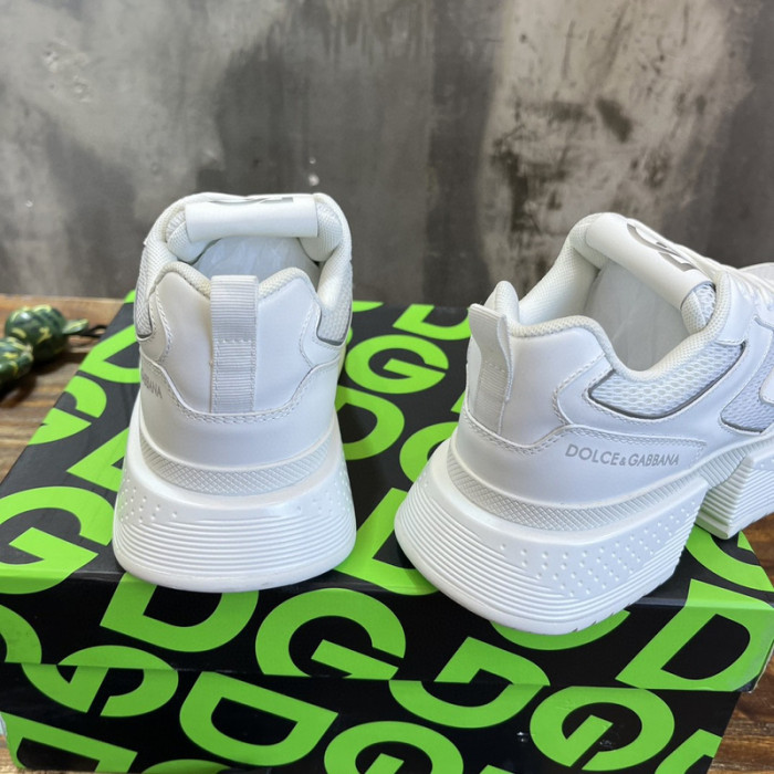 DG SNEAKER
