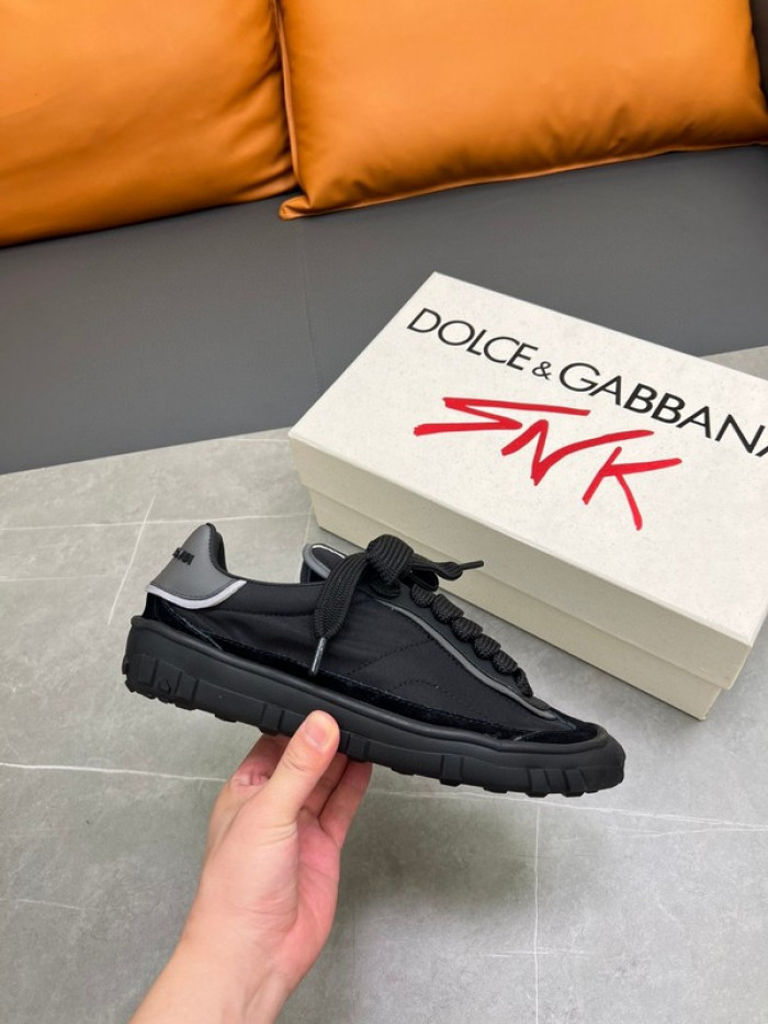 DG SNEAKER