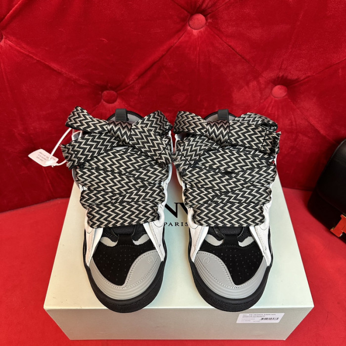 Lanu1n curb sneaker