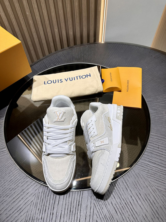 LUSV SNEAKERS