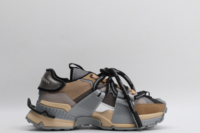 DG SNEAKER