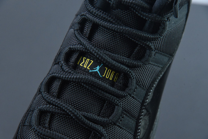 AIR JORDAN 11 RETRO 