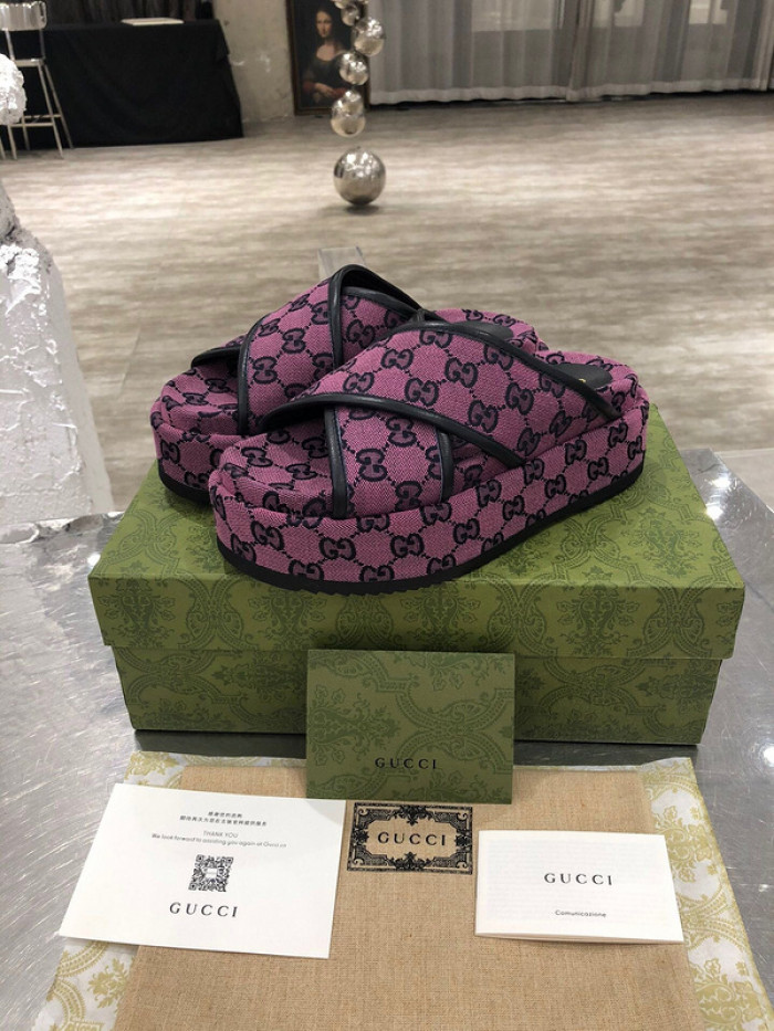GCI GG Slide Sandal