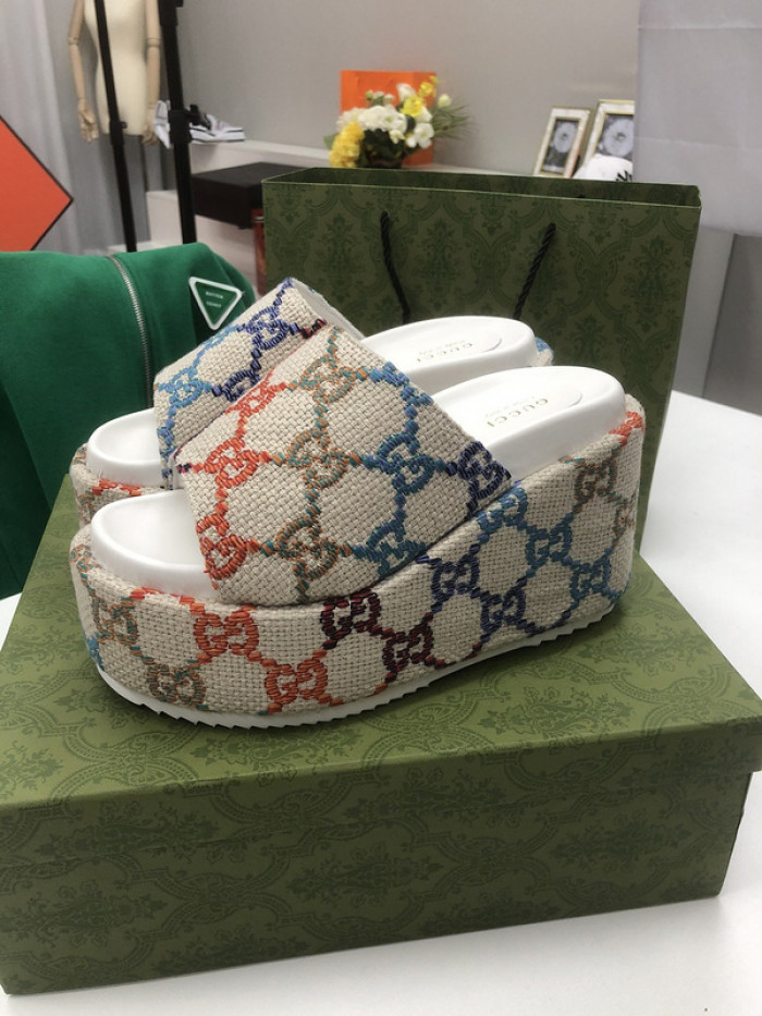 GCI GG Slide Sandal