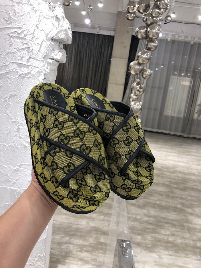 GCI GG Slide Sandal