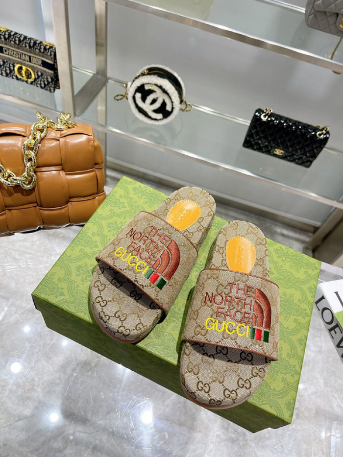 GCI GG Slide Sandal