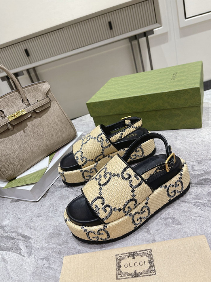 GCI GG Slide Sandal
