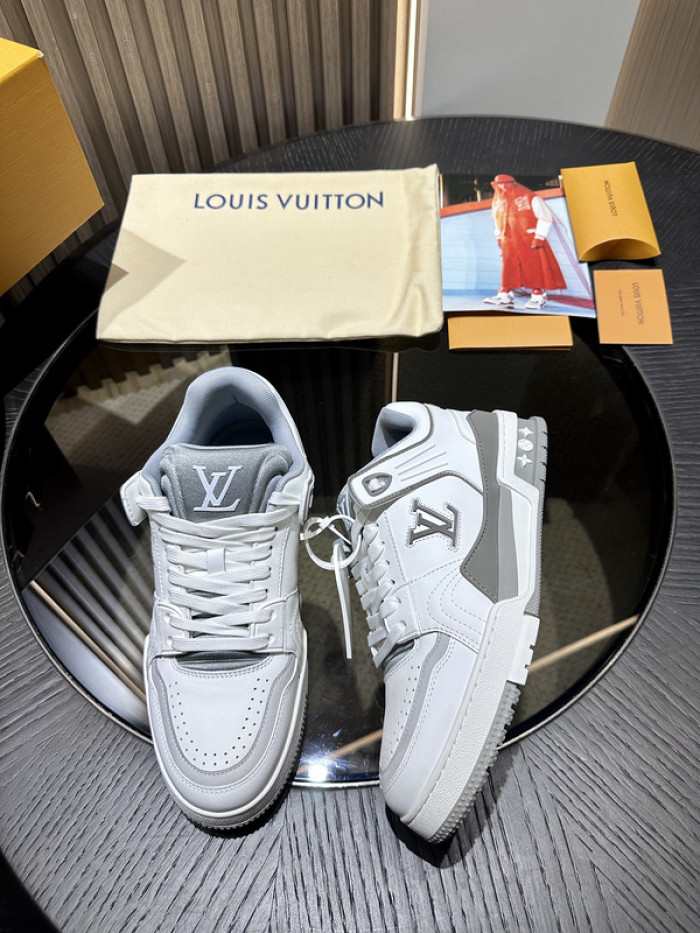 LUSV SNEAKERS