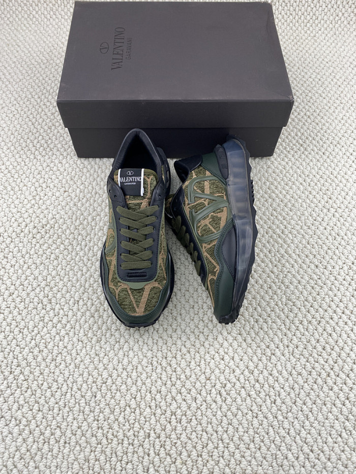 Va1e*ntin0 garavani sneaker