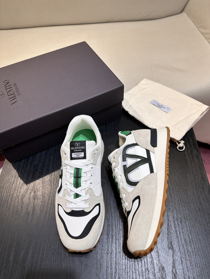 Va1e*ntin0 garavani sneaker