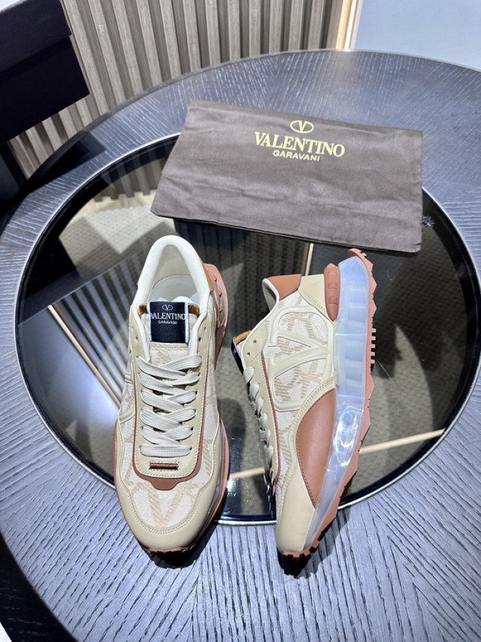 Va1e*ntin0 garavani sneaker