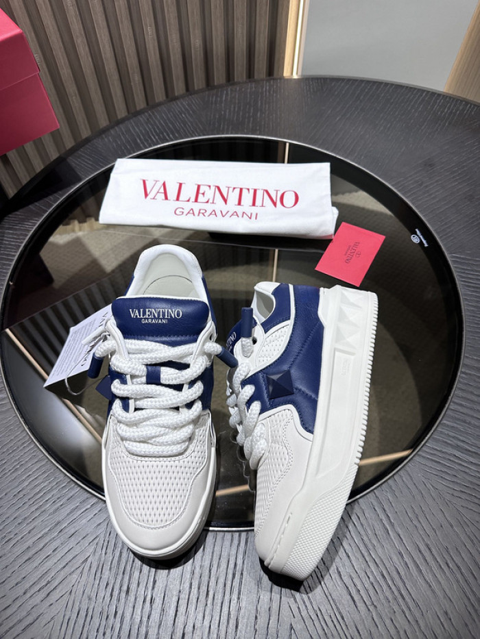 Va1e*ntin0 garavani sneaker