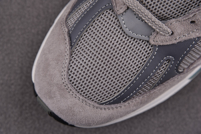 new Ba1an*e 991v2 og 