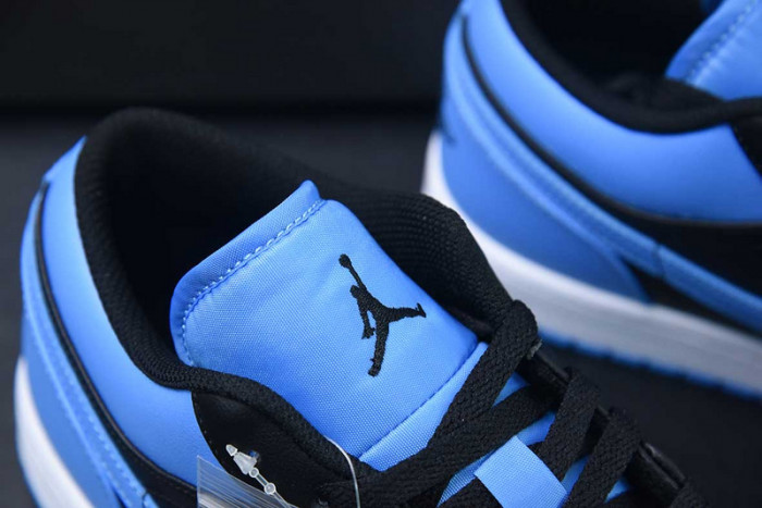 Air Jordan 1 Low 
