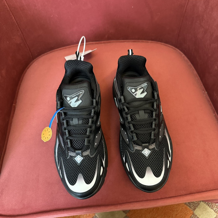 LUSV SNEAKERS