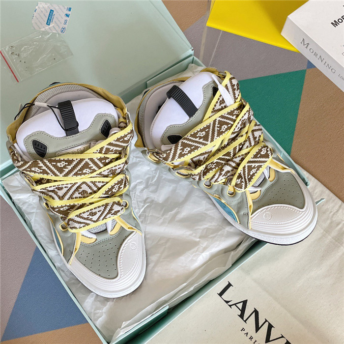 Lanu1n curb sneaker