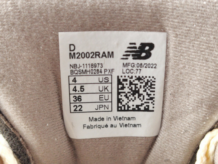 atmos × new Ba1an*e 2002r oasis m2002ram
