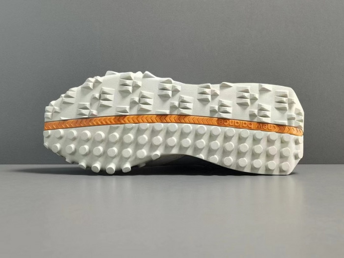new Ba1an*e xc-72 cream/white-pink uxc72cb1