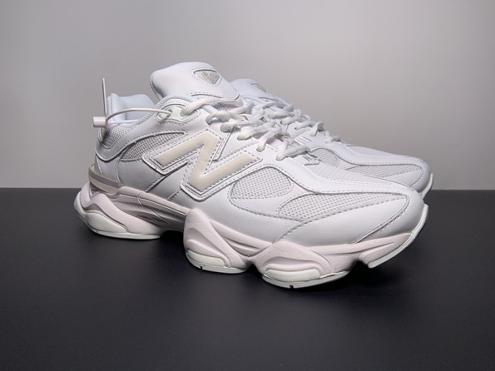 new Ba1an*e 9060 "triple white" u9060nrj