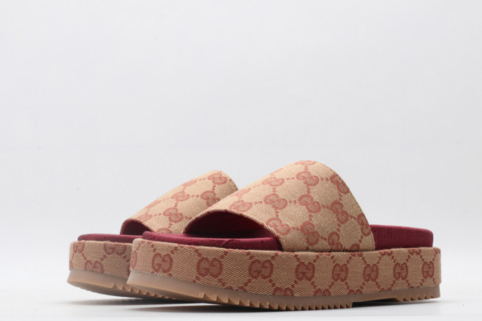 GCI GG Slide Sandal