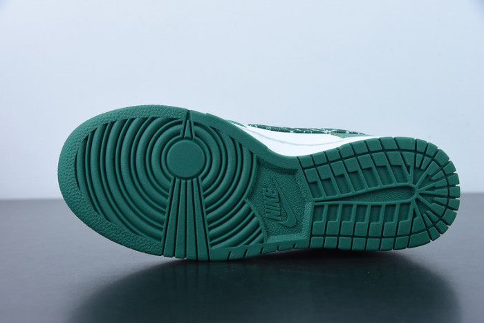 Nike Dunk Low " Green Paisley" DH4401-102