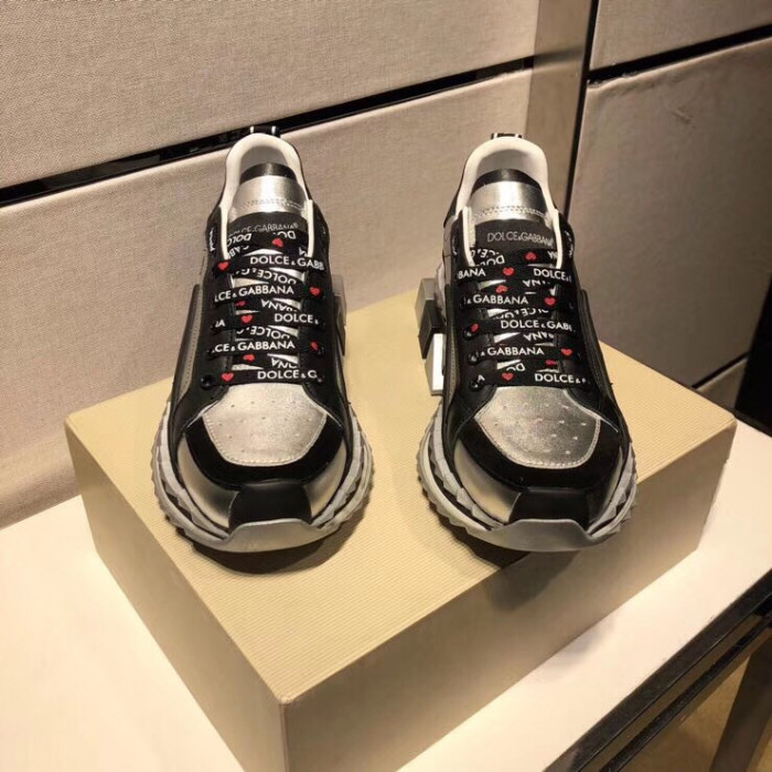 DG SNEAKER