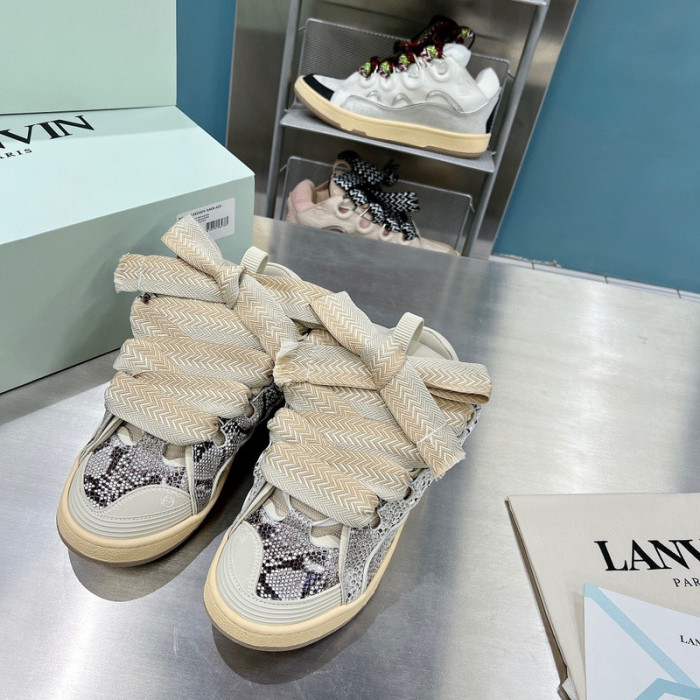 Lanu1n curb sneaker