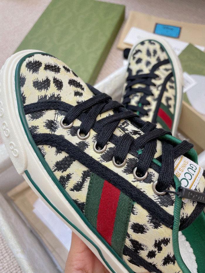 GCI SNEAKER