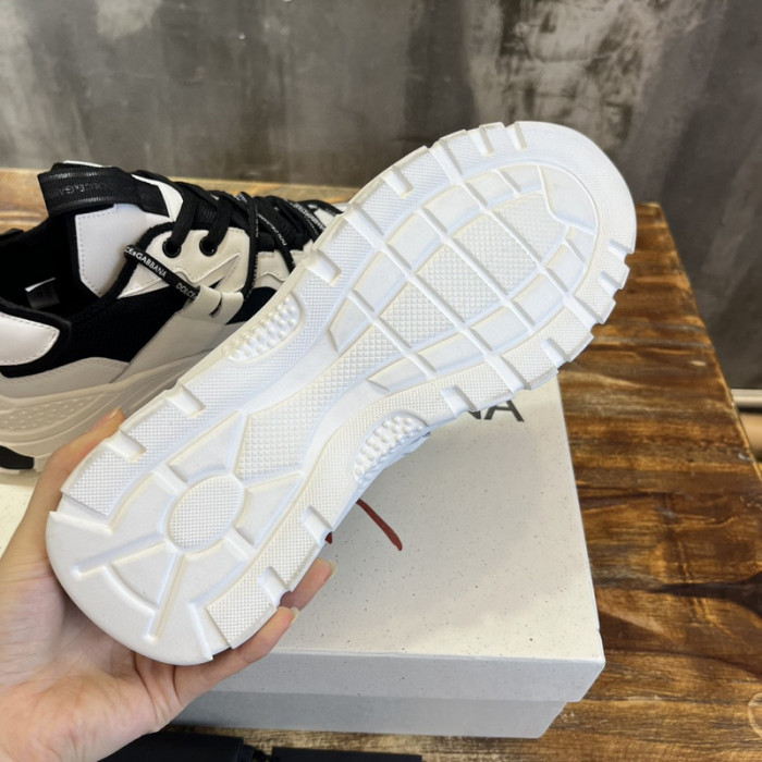 DG SNEAKER