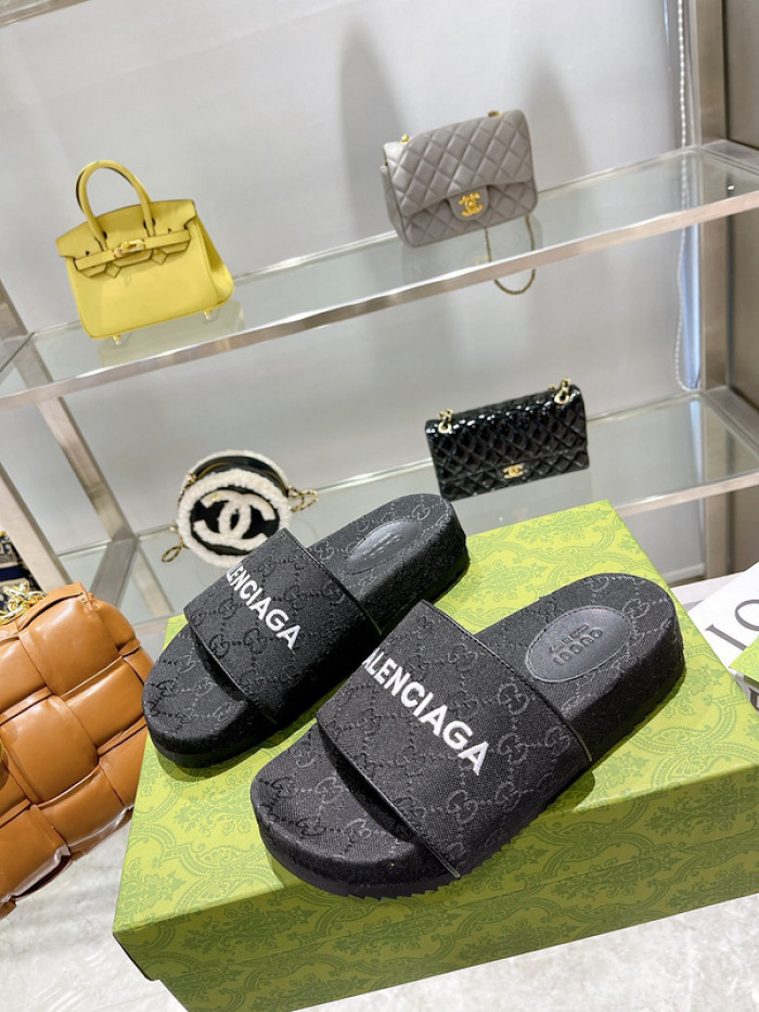 GCI GG Slide Sandal