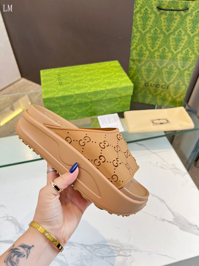 GCI GG Slide Sandal