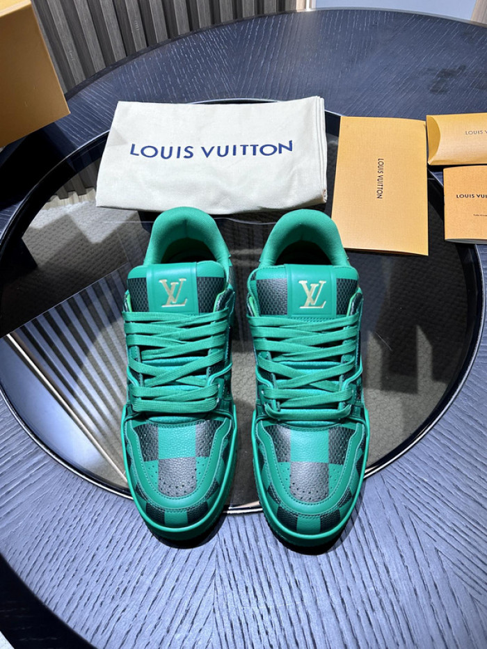 LUSV SNEAKERS