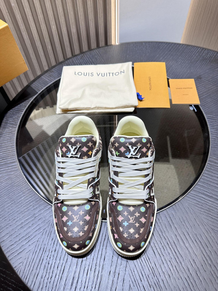 LUSV SNEAKERS