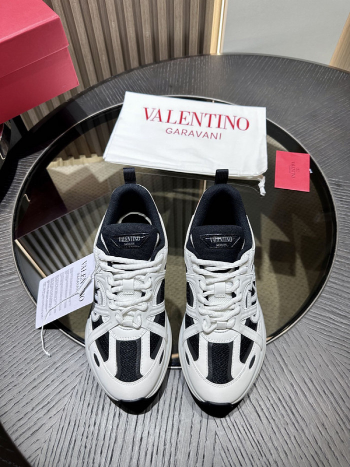 Va1e*ntin0 garavani sneaker