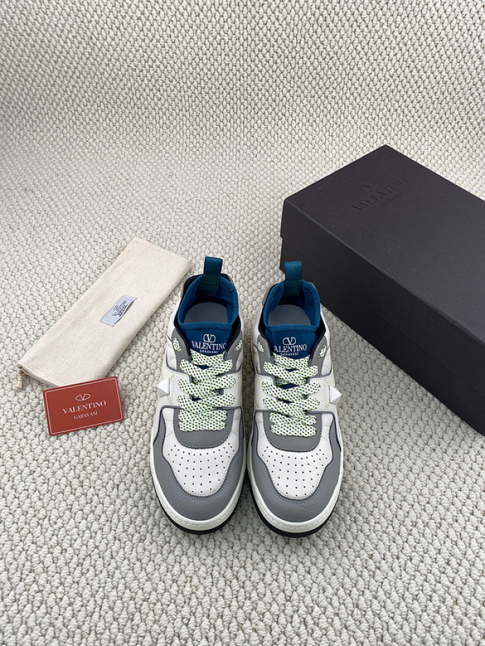 Va1e*ntin0 garavani sneaker