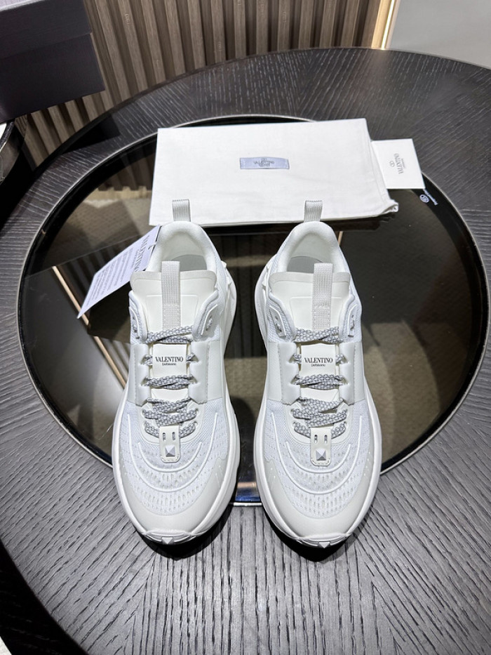 Va1e*ntin0 garavani sneaker