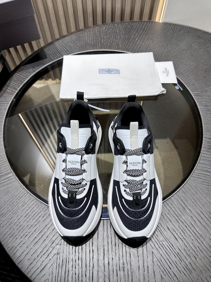 Va1e*ntin0 garavani sneaker