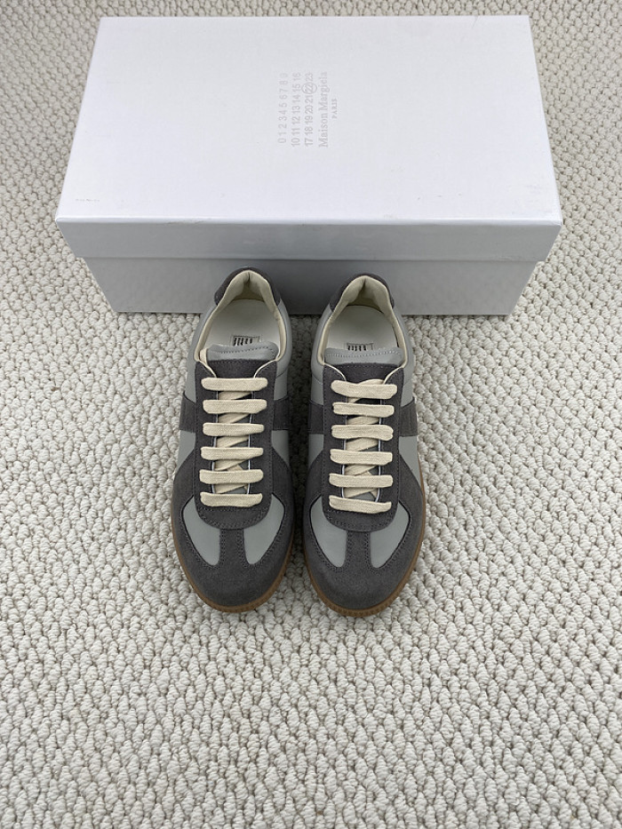 ma*s*n Ma*i*la sneaker