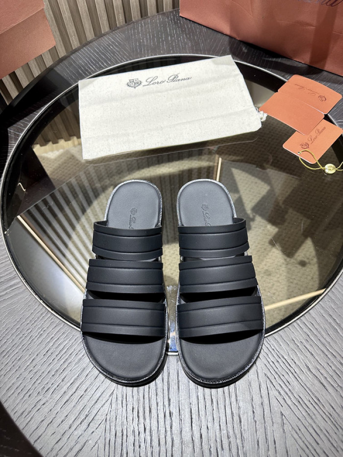 L0r0 P1ana sandal